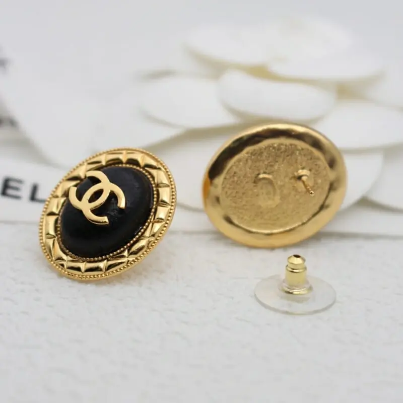 chanel boucles doreilles pour femme s_12532102